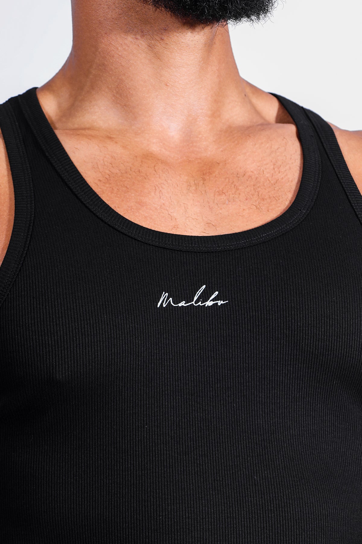 Dreamy Muscle Fit Ribbed Cropped Tank - Midnight Black